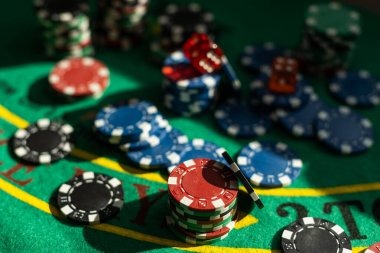 wing88 mobile app interface showing sportsbook and casino games